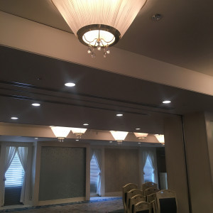 床、クロス、照明がエレガントで品がある。|532664さんの沖縄ハーバービューホテルの写真(781289)