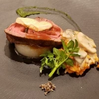 お肉料理メイン