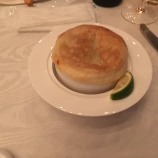 パイ包みのスープ
