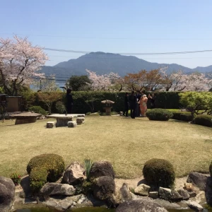 庭は少し斜面になっているので写真が撮りやすいです|532943さんの庭園の宿 石亭の写真(960839)