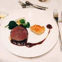 お肉料理