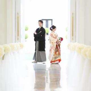 真っ白なチャペル❗外にはガーデン