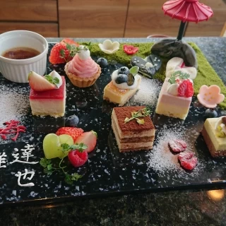 デザートビッフェでも使われるケーキ、可愛くて美味しかった