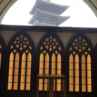 五重の塔が目の前です