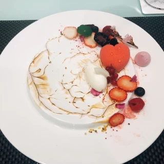 試食させて頂いたデザートです