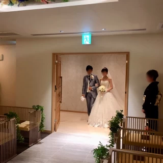 挙式入場