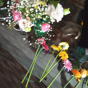 お花の先生によるブーケ作り体験|533976さんの都ホテル 京都八条の写真(998461)