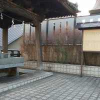 隣の神社