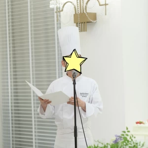 お願いするとシェフがメニュー説明をしてくれます。|534206さんのWedding Terrace (ウエディングテラス)（ウエディング取扱終了）の写真(796066)