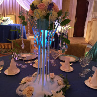 アナと雪の女王モチーフのテーブル装花