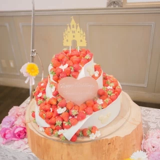 オーダーメイドのウェディングケーキ