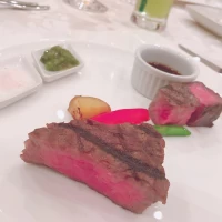 ゲストの好きな味付けで楽しんでもらえるお肉