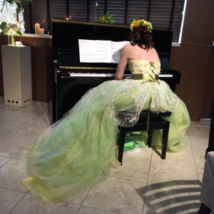 花嫁の手紙をムービーにして、音楽をピアノで演奏|534414さんのティアラ ザ ガーデンハウス(Tiara THE GARDEN HOUSE)の写真(795106)