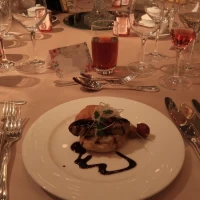 料理は15000円のコースにしました。