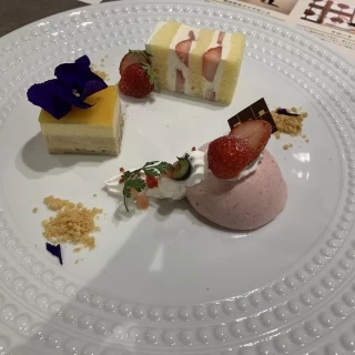 ケーキもおしゃれ