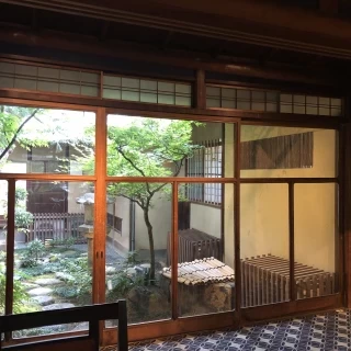 友人控え室