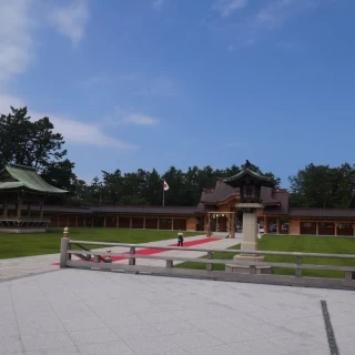 護国神社外観