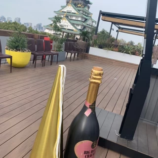 屋上からの天守閣は格別！
参列者も大喜びでした
