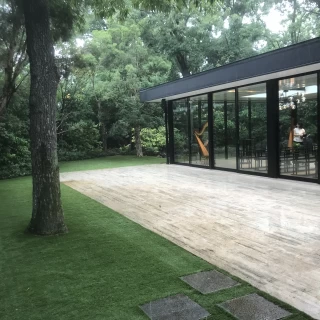 チャペルは外までお洒落です。