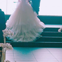 階段のおかげでドレスの後ろ姿がキレイに写ります！