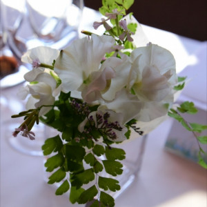 ゲストテーブルの装花|535310さんのブラッスリー ポール・ボキューズ 銀座(ひらまつグループ)の写真(968351)