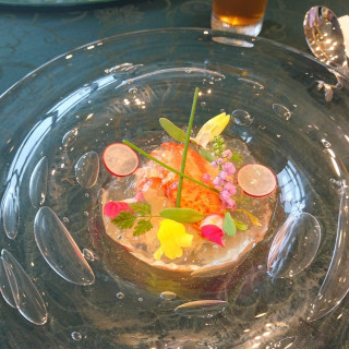 オマール海老のジュレ(前菜)です。