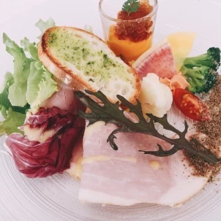 鎌倉野菜 人参とウニ？のジュレも美味しかった