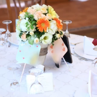装花以外にも手作りメッセージなども飾れます！