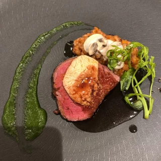 お肉料理