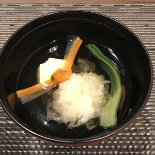 だしの効いたお吸い物