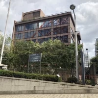 外から見た式場