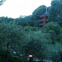 壮大な日本庭園