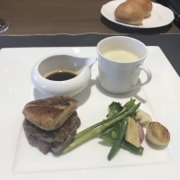 会場見学時のお料理
