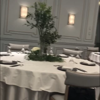 会場