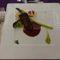 メインのお肉です。とても柔らかく美味しかったです