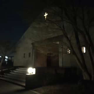 外から見たチャペル