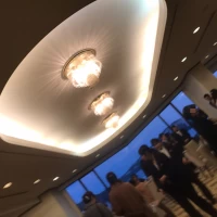 受付後の待合ロビーからは海が見えました