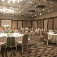 入り口から見た披露宴会場