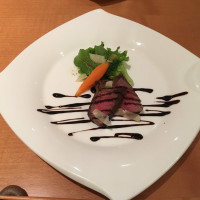 肉料理。バルサミコソースがけ。