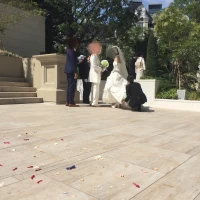 教会前は意外に広いです