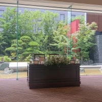 メインテーブル