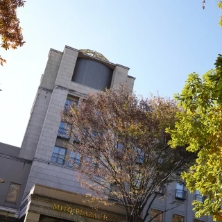 ホテルの正面入口