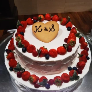 ウエディングケーキもすごく美味しかったです