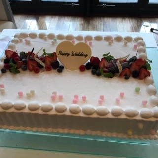 ウェディングケーキです