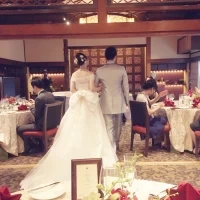 和モダンな雰囲気の会場です。