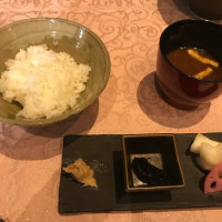 ご飯と赤だし2