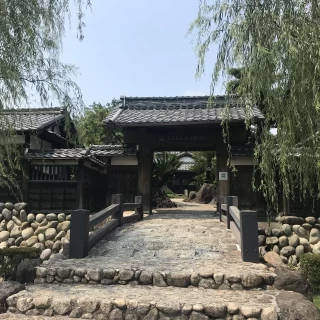 門は見事でした。