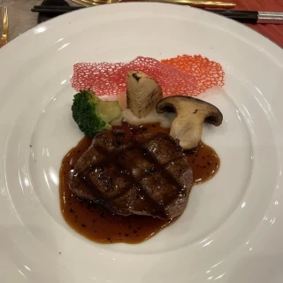 とても柔らかくて美味しいお肉！