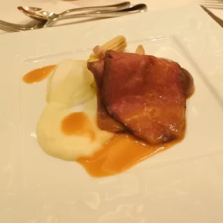 お肉料理