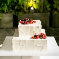 ウエディングケーキです。